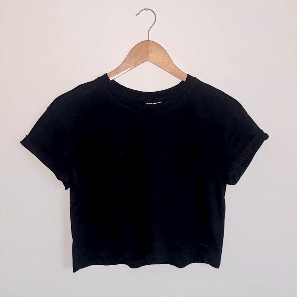 Divided H&M Black Crop Top - Picture 1 of 4